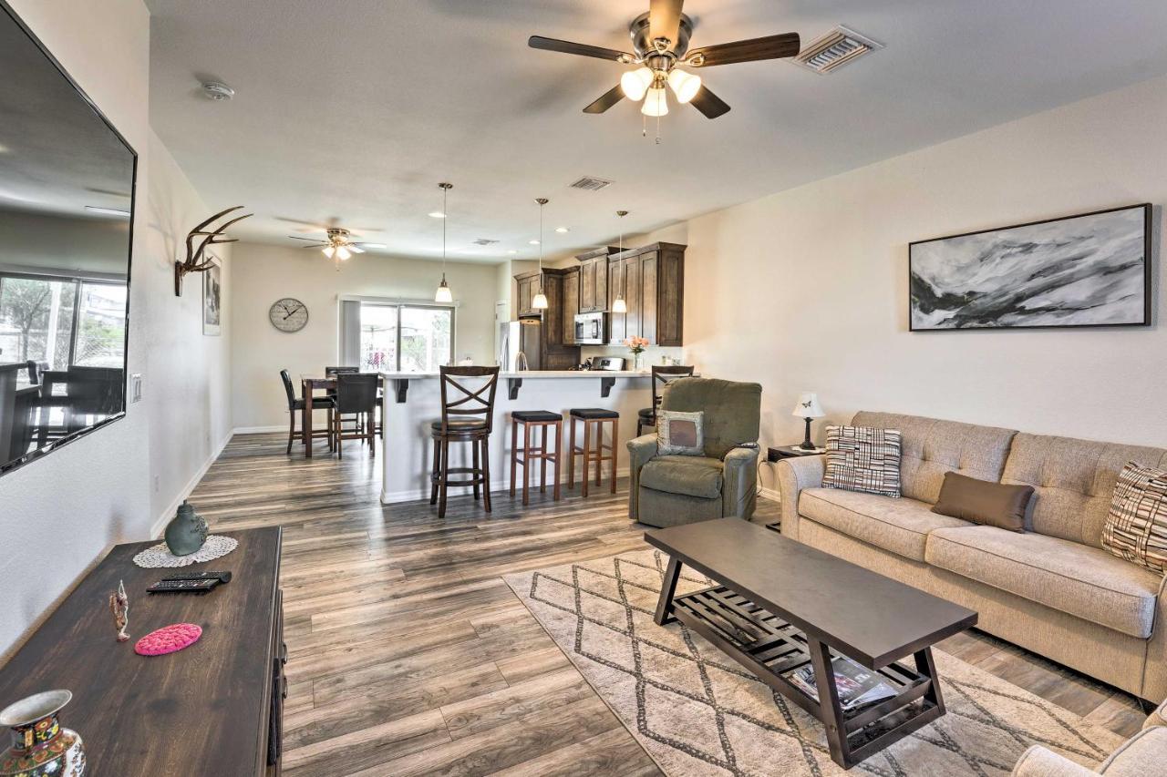 Pet-Friendly Retreat - 1 Block To Colorado River! Bullhead City Exterior photo